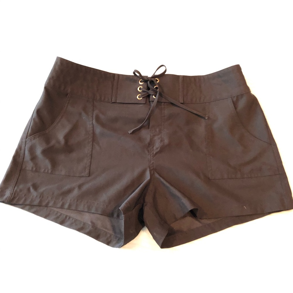 Black la Blanca sports shorts